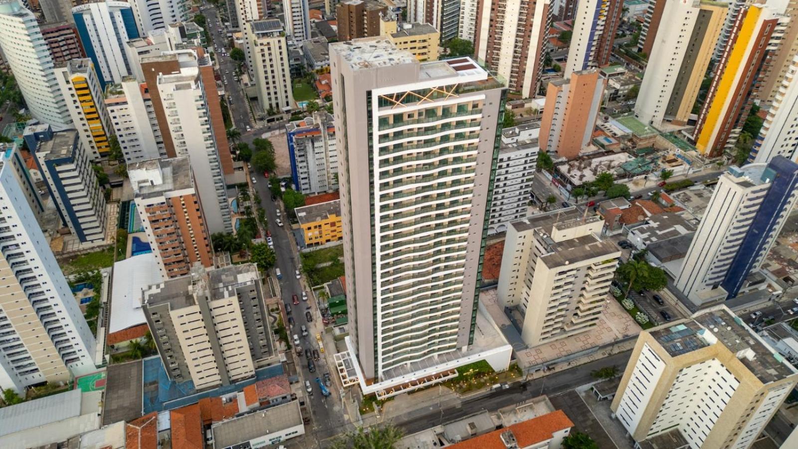 Apartamento No 27º Andar Recem Inaugurado No Class Meireles!!!